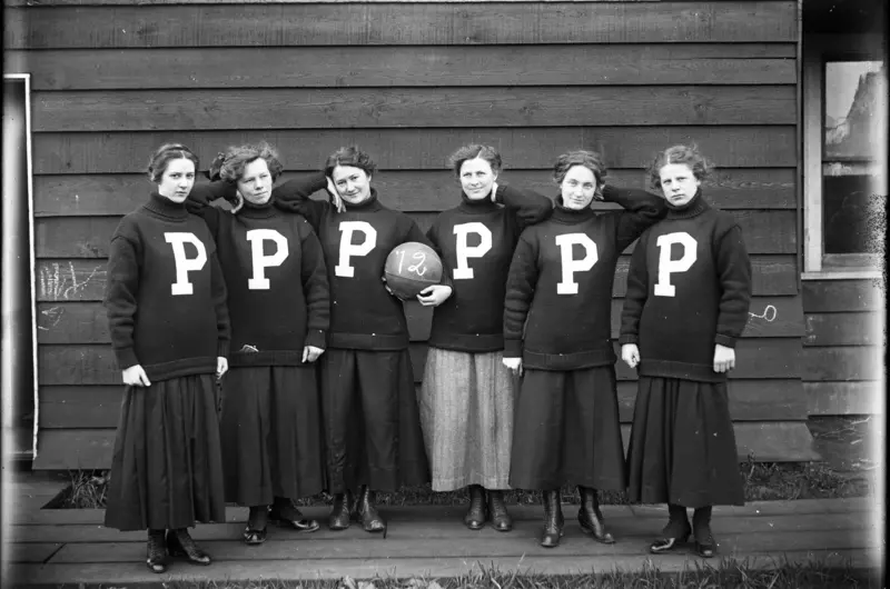 Puget Sound Women's Basketball Team 1912-13